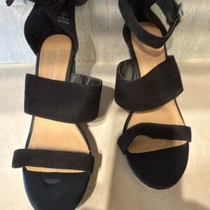 Christian Siriano Black Sandals with Suede Straps